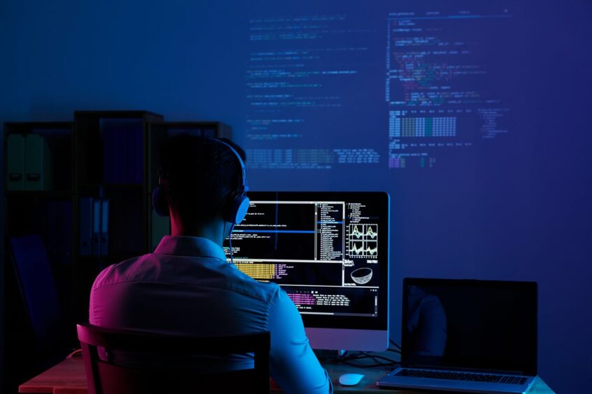 O que é hardware e diferenças para software